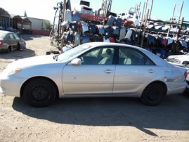 2005 TOYOTA CAMRY LE SILVER 2.4L AT Z17794